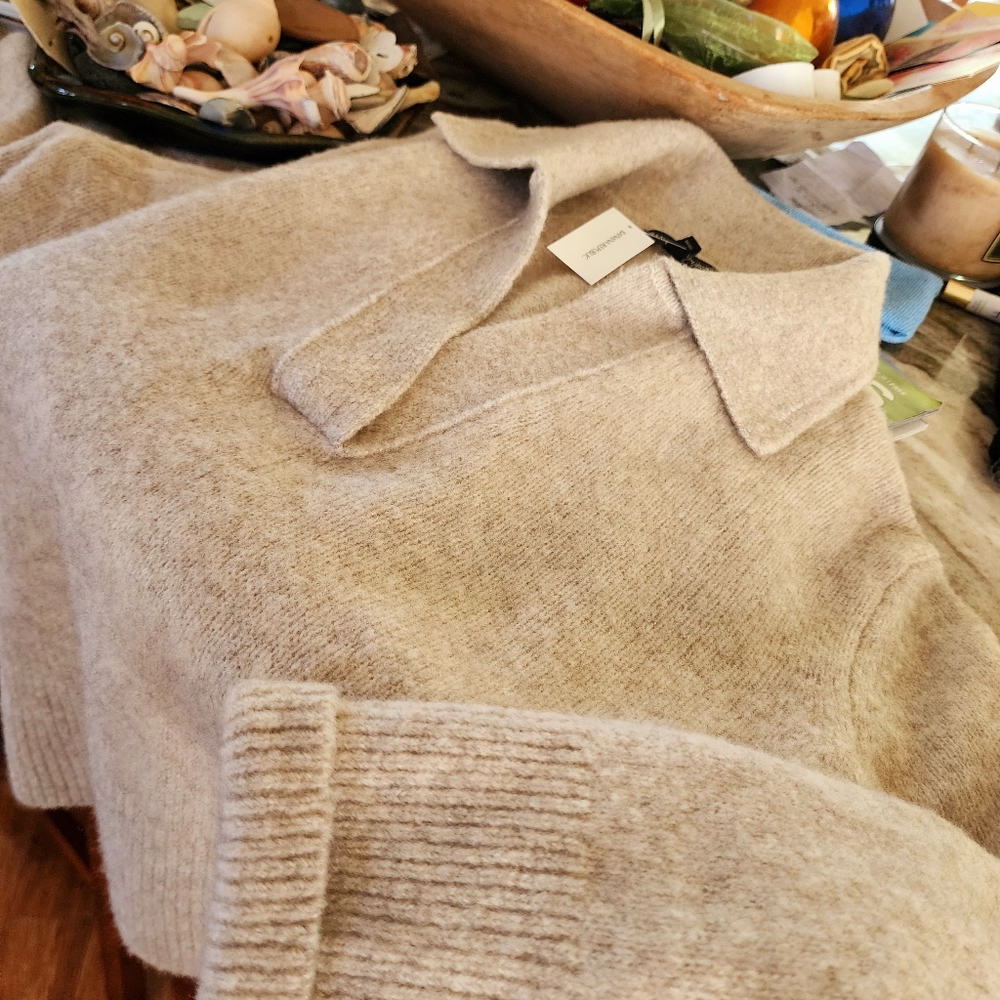 BANANA REPUBLIC CROPPED SWEATER NVR WORN 2021 SEASON
